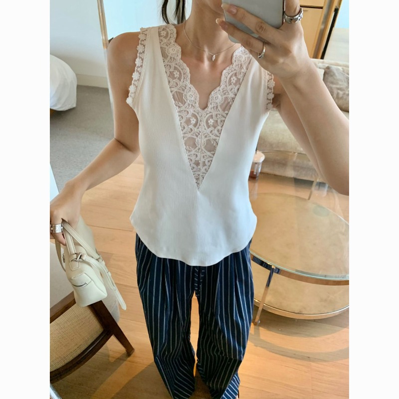 Stacked V-Neck Lace Vest 2026  - Suspender Tank Top recension och pris